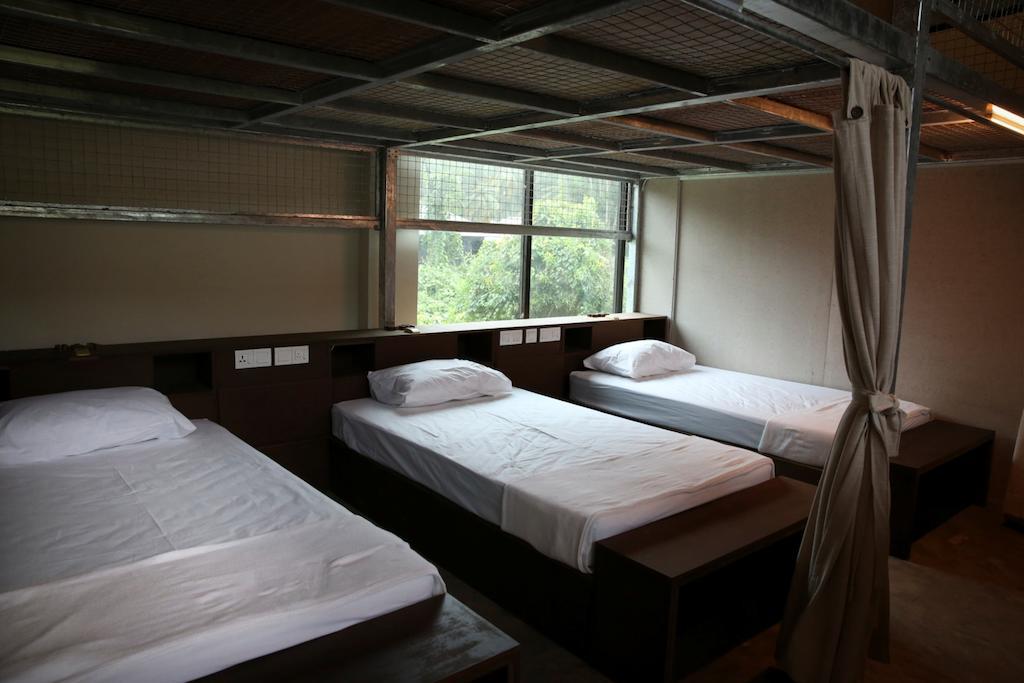 Bb Bunkers Santubong Exterior photo
